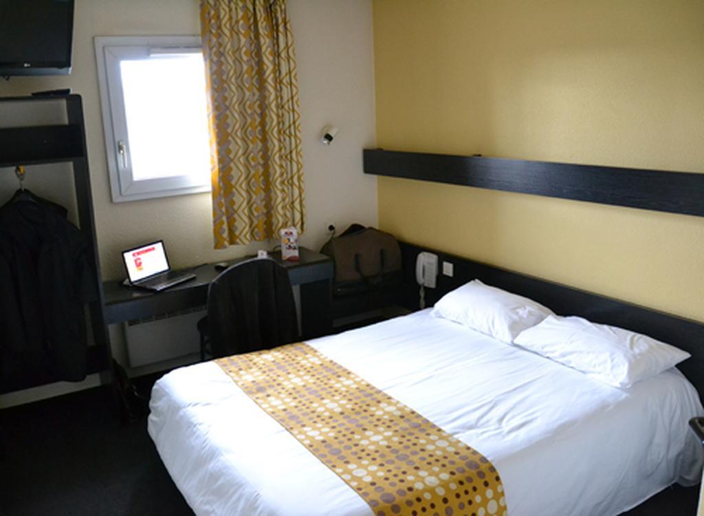 Brit Hotel - Montsoult La Croix Verte Baillet-en-France Экстерьер фото