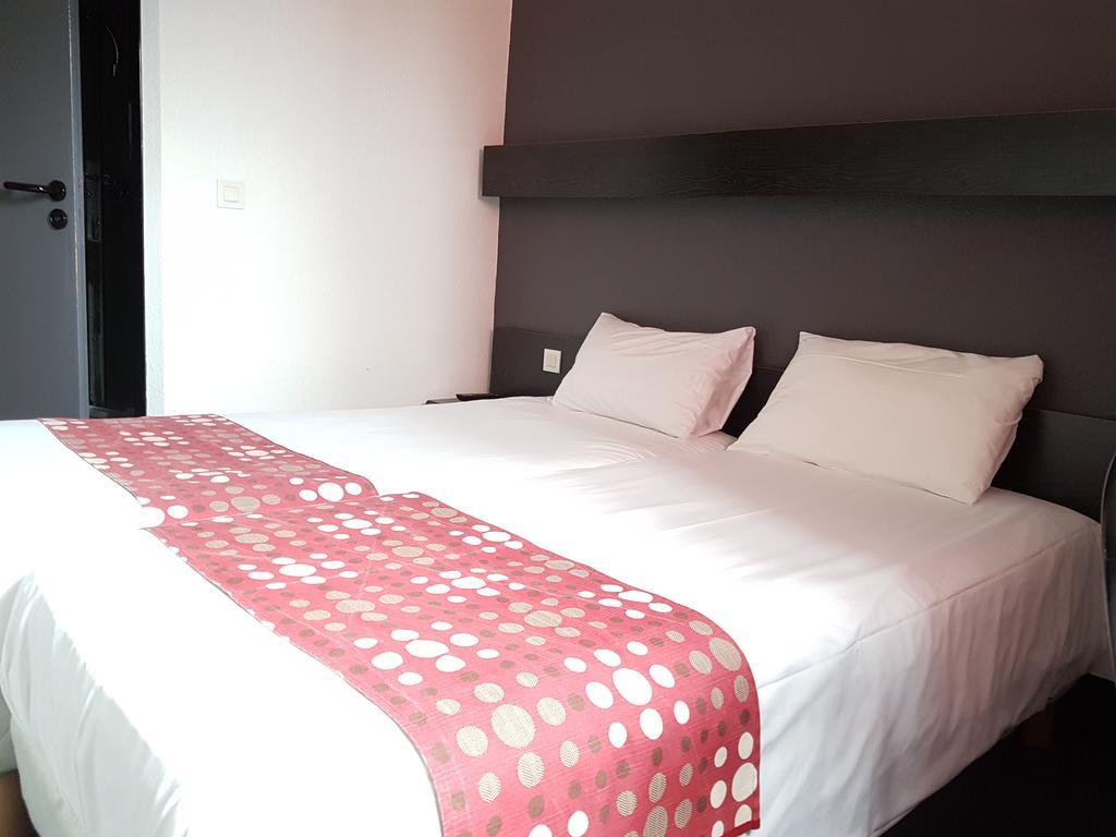 Brit Hotel - Montsoult La Croix Verte Baillet-en-France Экстерьер фото